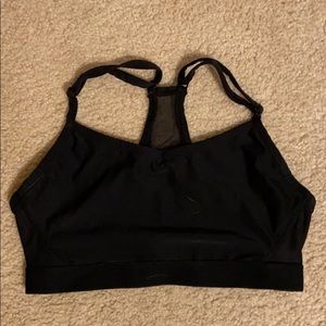 sports bra